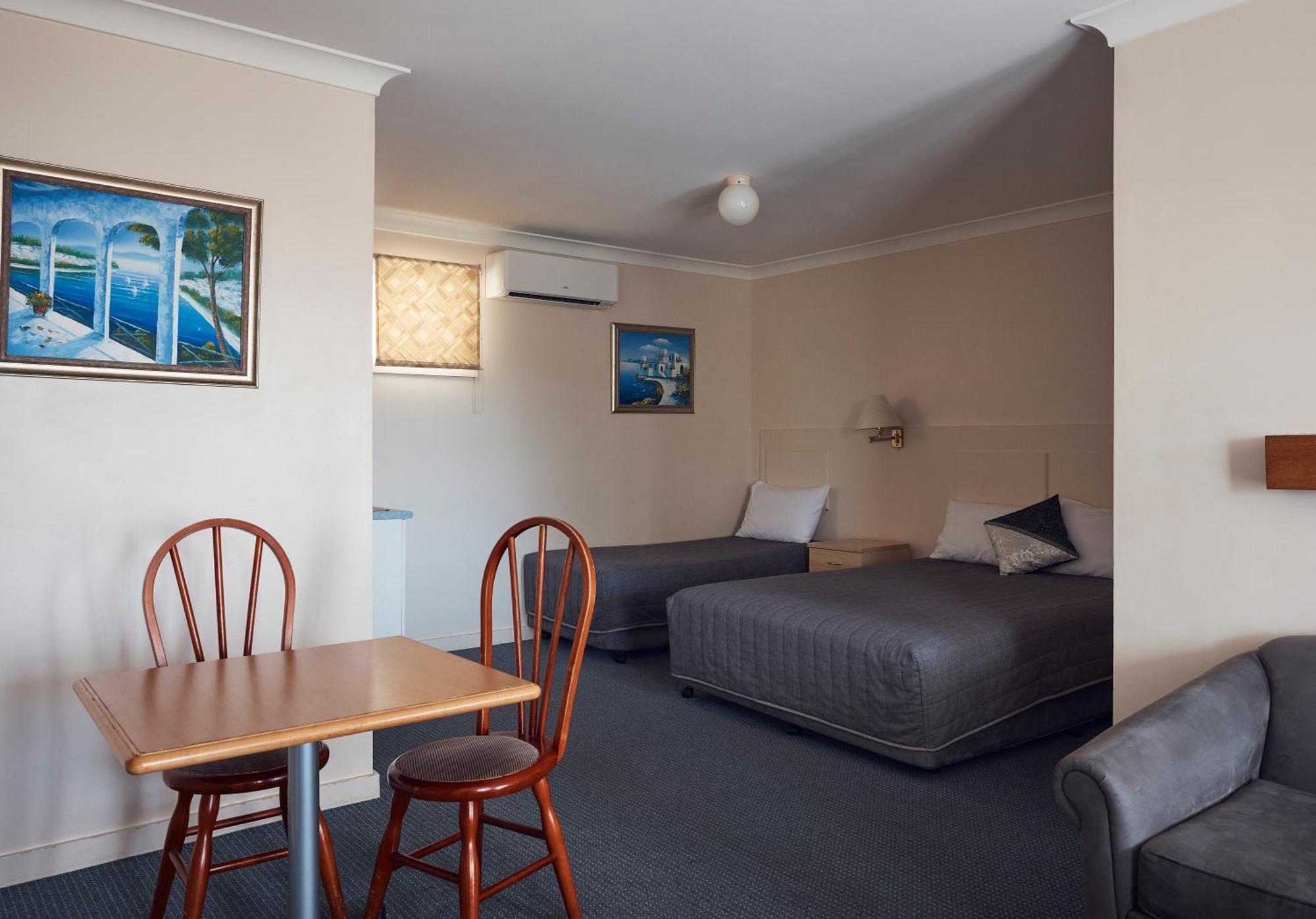 Holiday Lodge Motor Inn Narooma Eksteriør billede